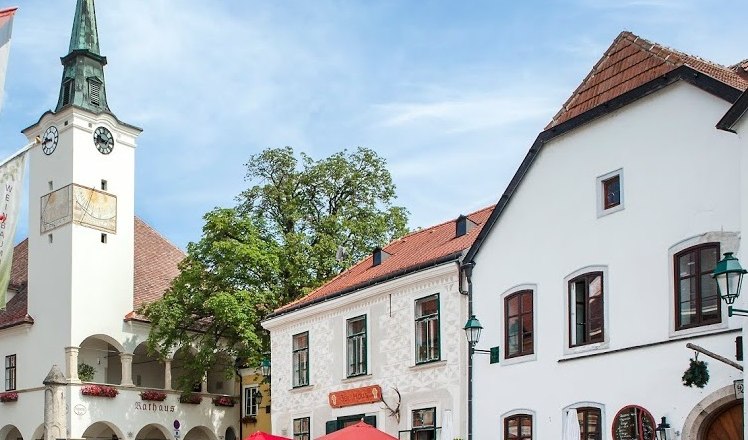 3er-haus-und-rathaus-klein, &copy; Tourismusb&uuml;ro Gumpoldskirchen