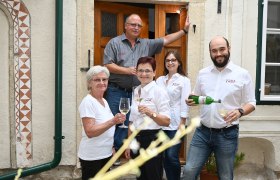 Familie im Hof, © Dagmar Händler